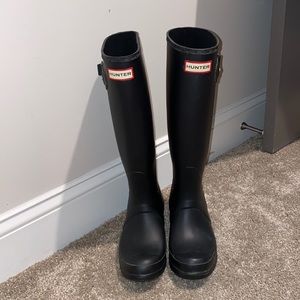 Matte Black Hunter Boots